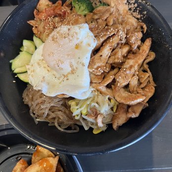 Burning Rice - Regular Bowl with chicken - Korean Near Me - Dallas, Texas Burning Rice - Regular Bowl with chicken - Korean Near Me - Dallas, Texas