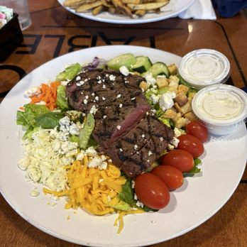 The Rustic Table - Steak Salad - Burgers Near Me - Watsonville, California