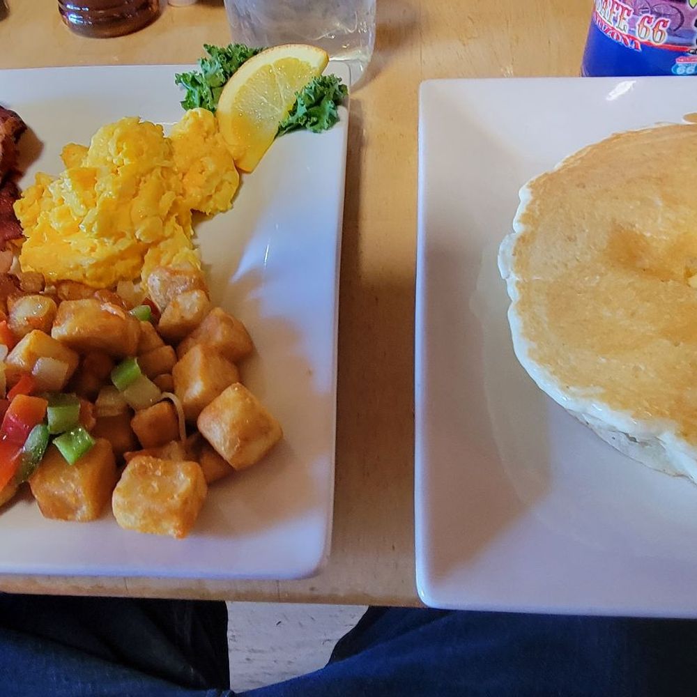The Roadkill Cafe - "Hungry Man" Breakfast! - American Near Me - Seligman, Arizona The Roadkill Cafe - "Hungry Man" Breakfast! - American Near Me - Seligman, Arizona