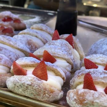 Concerto Bakery - Strawberry donut - Bakeries Near Me - Los Angeles, California Concerto Bakery - Strawberry donut - Bakeries Near Me - Los Angeles, California