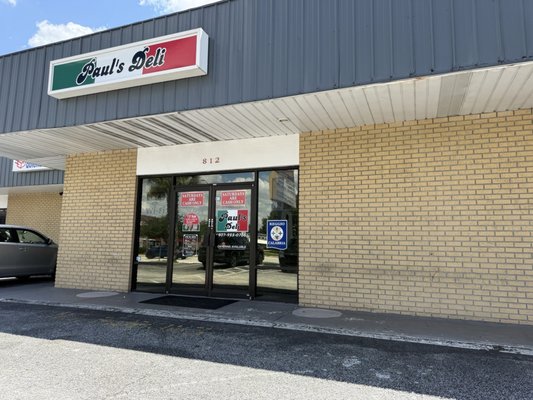 Paul's Italian Deli & Restaurant by null