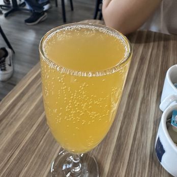 @ The Diner - Passionfruit mimosa - Breakfast & Brunch Near Me - Orlando, Florida @ The Diner - Passionfruit mimosa - Breakfast & Brunch Near Me - Orlando, Florida