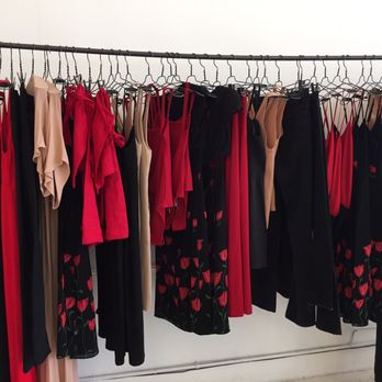 Reformation - Women's Clothing Near Me - Los Angeles, California Reformation - Women's Clothing Near Me - Los Angeles, California