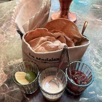 La Madalena - Tostada with mayo and salsa - Restaurants Near Me - Zapopan, JAL La Madalena - Tostada with mayo and salsa - Restaurants Near Me - Zapopan, JAL