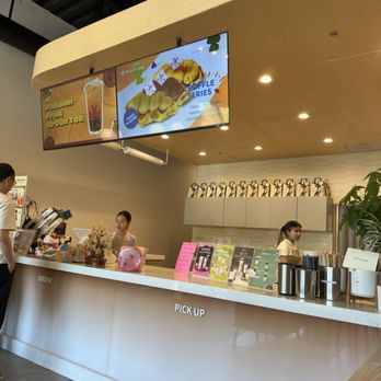 The Alley - Counter with 3 Croffle options - Bubble Tea Near Me - Beaverton, Oregon The Alley - Counter with 3 Croffle options - Bubble Tea Near Me - Beaverton, Oregon