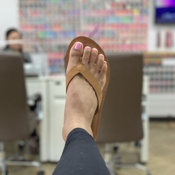 D'Vine Nails Spa - Nail Salons Near Me - Anaheim, California D'Vine Nails Spa - Nail Salons Near Me - Anaheim, California