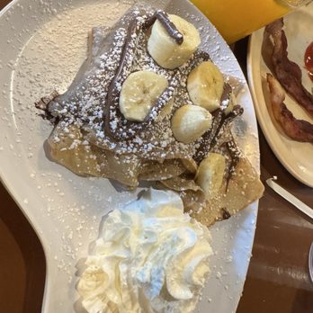 Two Chicks Cafe - Nutella Banana Crepes - Breakfast & Brunch Near Me - New Orleans, Louisiana Two Chicks Cafe - Nutella Banana Crepes - Breakfast & Brunch Near Me - New Orleans, Louisiana