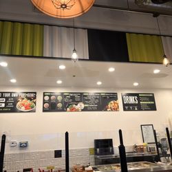 Lmana Poke N Ramen