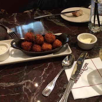 Grand Lux Cafe - Buffalo Chicken Bites appetizer - American Near Me - Paramus, New Jersey