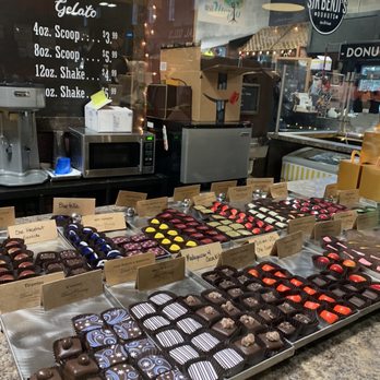 David Ramirez Chocolates - Chocolatiers & Shops Near Me - Winter Garden, Florida