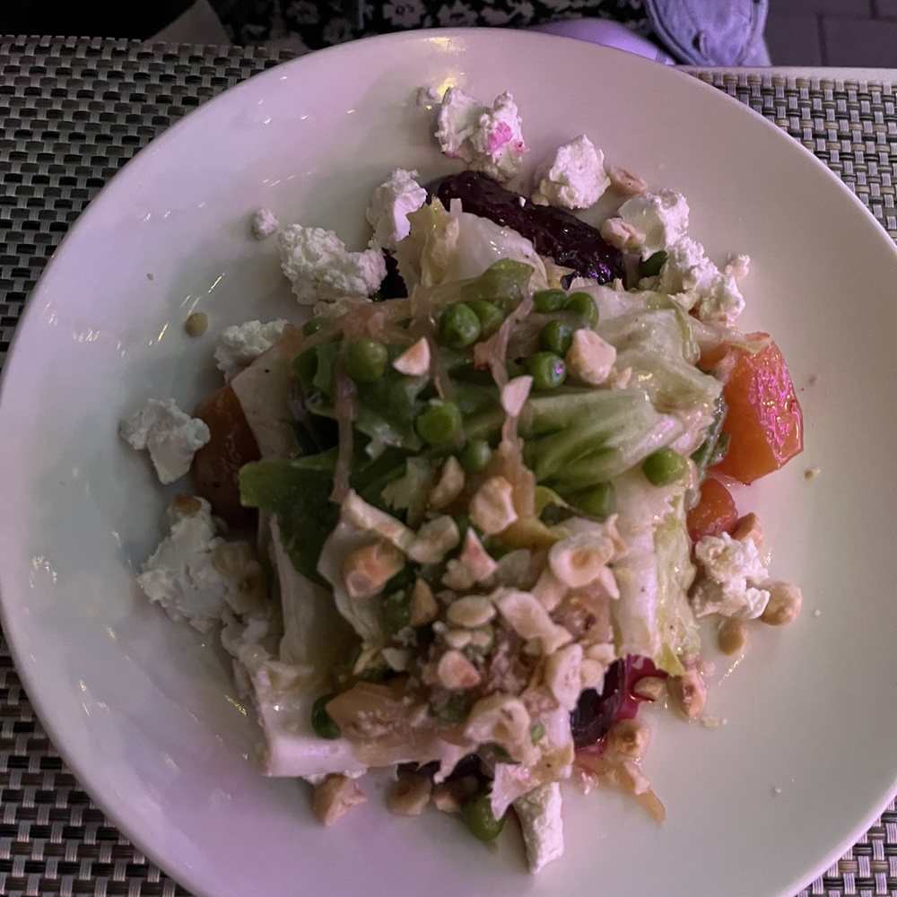 La Vecchia Ristorante - Salad roasted beets - Italian Near Me - Toronto, Ontario