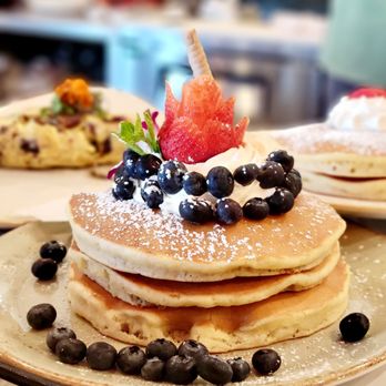 Fairview Farmers - READ MY REVIEW! Bad customer service!!  Pancakes with Blueberries. - Breakfast & Brunch Near Me - Fairview, Texas