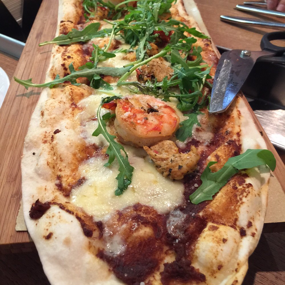 Corteza flat bread pizza Luzern style Corteza flat bread pizza Luzern style