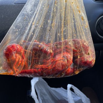Jellyfish Seafood Bar - A 1lb. of crawfish???? A pound??? Really..???!!! There is about 10 crawfish in this bag!!! Save yourself some time and go to Boiling Crab. - Seafood Near Me - Gilroy, California Jellyfish Seafood Bar - A 1lb. of crawfish???? A pound??? Really..???!!! There is about 10 crawfish in this bag!!! Save yourself some time and go to Boiling Crab. - Seafood Near Me - Gilroy, California