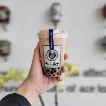 CHICHA San Chen - Classic Bubble Milk Tea - Bubble Tea Near Me - Burnaby, British Columbia