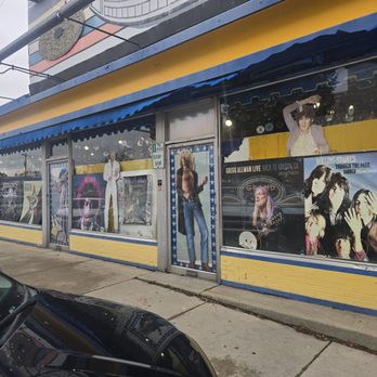 Rolling Stones - Rolling Stones Records in Norridge. The greatest place on earth if you still like buying real records and cd's. - Music & DVDs Near Me - Norridge, Illinois