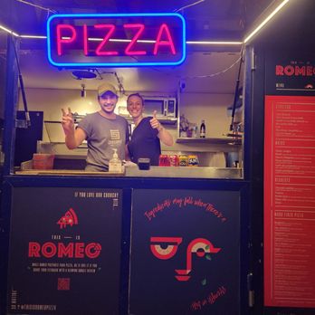 This is Romeo Pizza - Pizza Near Me - Caloundra, QLD This is Romeo Pizza - Pizza Near Me - Caloundra, QLD