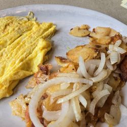 Wehrle Diner - Scrambled eggs with home fries with onions