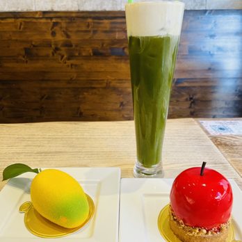 A La Mousse - Mango Mousse and Apple Mousse with Matcha Foam - Desserts Near Me - Philadelphia, Pennsylvania A La Mousse - Mango Mousse and Apple Mousse with Matcha Foam - Desserts Near Me - Philadelphia, Pennsylvania