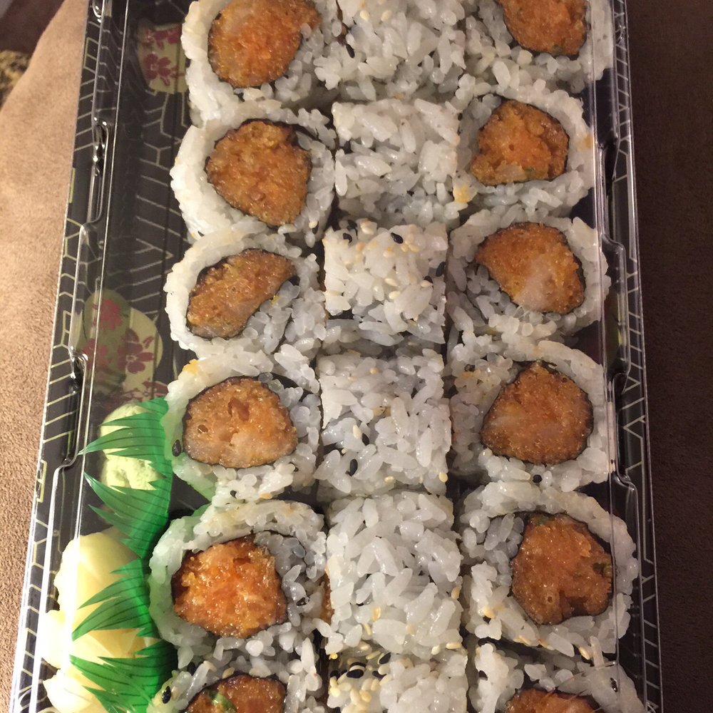 Hanami Express - Spicy salmon and spicy yellow tail sushi! (3 rolls) - Japanese Near Me - Austintown, Ohio Hanami Express - Spicy salmon and spicy yellow tail sushi! (3 rolls) - Japanese Near Me - Austintown, Ohio