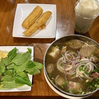 Pho Saigon - Lost in Saigon Pho w/ Beef Shank, Tendon, meat balls and thinly sliced Filet Mignon and Coconut Milk Shave ice Che Ba Màu - Vietnamese Near Me - Honolulu, Hawaii Pho Saigon - Lost in Saigon Pho w/ Beef Shank, Tendon, meat balls and thinly sliced Filet Mignon and Coconut Milk Shave ice Che Ba Màu - Vietnamese Near Me - Honolulu, Hawaii