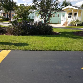 Encore Tropical Palms - RV Parks Near Me - Kissimmee, Florida