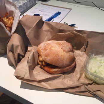 Campo - Chicken combo take out. This is a coleslaw salad on the right. If you don't see a drink, it's because the combo doesn't include one! - Portuguese Near Me - Montreal, Quebec