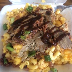Cotton Family BBQ - Loaded Mac n cheese/pulled pork BBQ