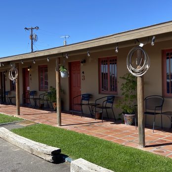 Log Wagon Inn - Adorable motel rooms! - Hotels Near Me - Wickenburg, Arizona Log Wagon Inn - Adorable motel rooms! - Hotels Near Me - Wickenburg, Arizona