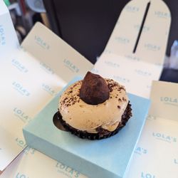 Lola's Cupcakes - Tiramisu