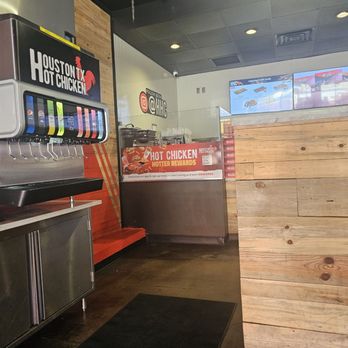 Houston TX Hot Chicken - Sandwiches Near Me - Tempe, Arizona