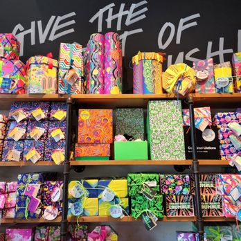 Lush - Cosmetics & Beauty Supply Near Me - Rancho Cucamonga, California