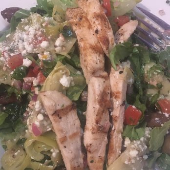 Vintage Public House - Greek Salad with Grilled Chicken - New American Near Me - Redding, California