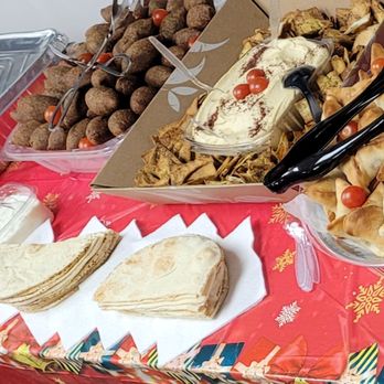 Margofresh - Kibbi balls and humus with crispy pita bread - Grocery Near Me - Ottawa, Ontario