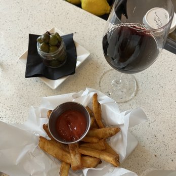 Wine on High - Wine Bars Near Me - Columbus, Ohio Wine on High - Wine Bars Near Me - Columbus, Ohio