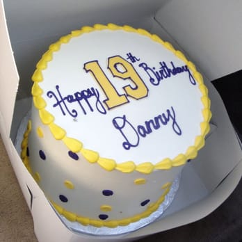 Beverly's Bakery - My boyfriend's Lakers colored cake; White cake w/ Bavarian Cream & Fresh Strawberries finished with French Buttercream - Bakeries Near Me - Fullerton, California