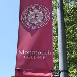 Monmouth College