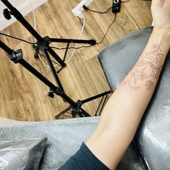 Scratch Tattoo Studio - Tattoo Near Me - Upland, California
