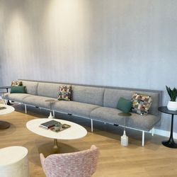 One Medical Primary Care Clinic - Tempe Gateway - Interior: One Medical: Tempe Gateway lobby