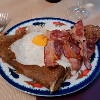 La Petite Bretonne - Creperies Near Me - Paris, 75 La Petite Bretonne - Creperies Near Me - Paris, 75