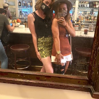 Big Bar - Mirror selfie at the bar. - Cocktail Bars Near Me - Los Angeles, California