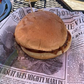 Octopus' Beer Garden - PULLED PORK - Beer Gardens Near Me - Mount Clemens, Michigan