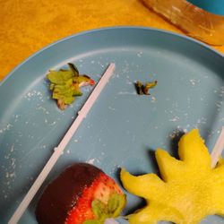 Edible Arrangements - Green around the edges. My dad said they were not sweet.