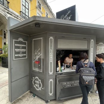 Ginginha do Carmo - Beer Bar Near Me - Lisbon, 11 Ginginha do Carmo - Beer Bar Near Me - Lisbon, 11