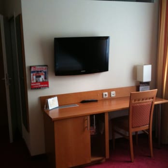 Hotel Süd - Bed & Breakfast Near Me - Graz, 6