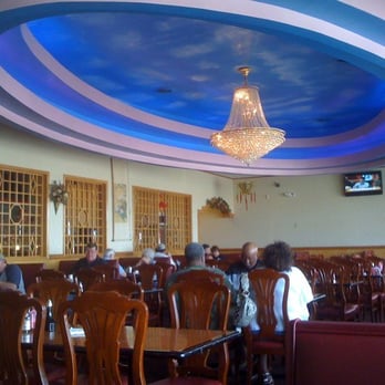 Cheng's Buffet and Grill - a chandelier hanging from the ceiling - Buffets Near Me - Newark, Ohio