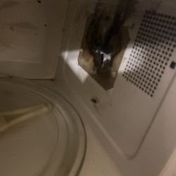 Diamond Inn & Suites - Microwave is fucked up