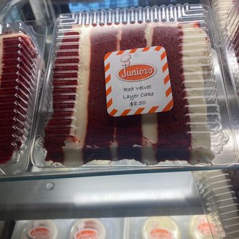 Junior's Restaurant - Bakeries Near Me - Brooklyn, New York