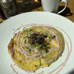 Mushroomless mushroom goat cheese frittata