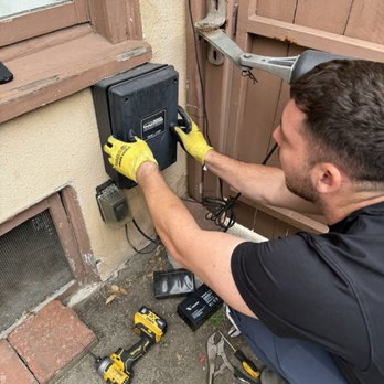 RNG Garage Doors and Gates - Garage Door Services Near Me RNG Garage Doors and Gates - Garage Door Services Near Me